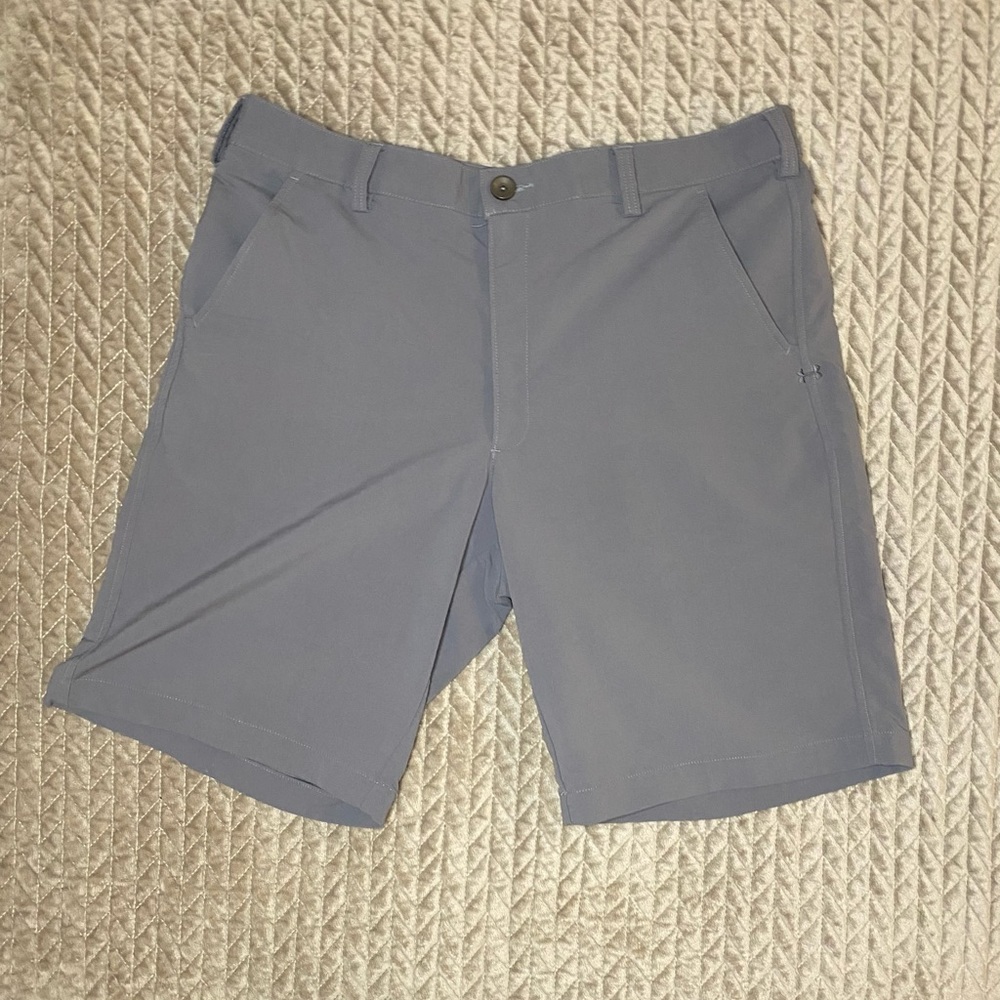 Men’s Under Armour Golf Shorts Sz 36.